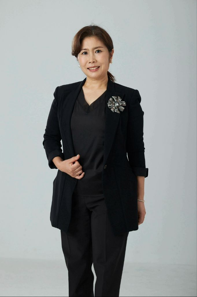 조현영 런칭엠버서더